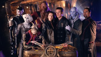 10 любимых сериалов 90-х и 2000-х годов