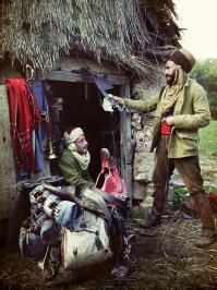 Все мы привыкли видеть фото немцев, французов, англичан, поэтому плесну немного экзотики.
 Алжирские кавалеристы.