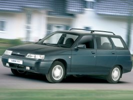 вот ВАЗ 2111, видимо пропущен нолик, но модель уже другая