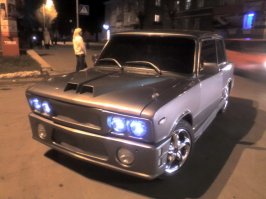 "УЧИЛСЯ ЕЗДИТЬ В NFSU2!"