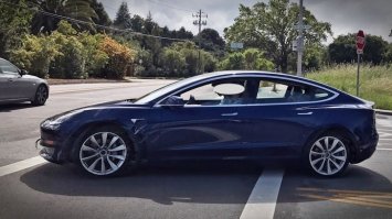 Я знаю.
Кстати, привет злопыхателям - очередной автомобиль на "батарейках от фонарика" засекли на дорожных испытаниях.