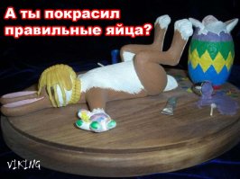 Я бы пошёл дальше, что вообще они в свою пасху празднуют? Целый день они там поздравляют друг друга, а никто не знает с чем. Крашение яиц?

Пе сах (ивр.  פ  ס ח  , в ашкеназском произношении   Пе йсах / Пе йсох / Па йсох; арам. פ  ס ח א, Пи сха; по-русски   Песах)   центральный иудейский праздник в память об Исходе из Египта. Начинается на четырнадцатый день весеннего месяца нисан и празднуется в течение 7 дней в Израиле и 8   вне Израиля. Почитается также караимами, самаритянами и частично мессианскими иудеями.