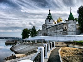 Это Ярославль?
Автор, подскажите адрес, позырить.