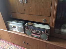 Эхх ностальгия! Добавлю своих старичков.JVC RC555KL и Crown CSC53l.