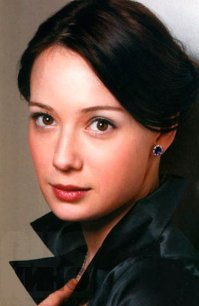 Что-то впечатление после просмотра осталось не хорошее .
Попробую исправить .
Чулпан Хаматова .