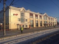 Обновленный железнодорожный вокзал.