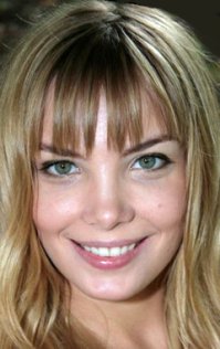 Посмотрите, КАК они улыбаются