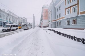 У нас в Чебоксарах вчера самая настоящая зима наступила  А была уже настоящая весна с зеленой травкой, местами уже цветы сажали