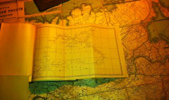 Добавлю свои "Пять копеек", правда этим картам чуть больше ста лет...