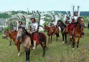 Скоро будут им памятники ставить.