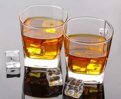 У бати сегодня ДР, отмечаем)