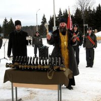 В россии это норма.Начиная от автоматов и заканчивая "Сатаной".