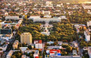 Кишинёв, центр города. Сфоткано с воздушного шара.