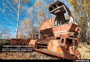 Комбайн и Кировец