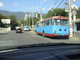 это фото 2016 года. эти троллейбусы до сих пор там работают