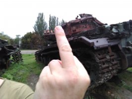 оккупанты сегодняшние, на танаках с полосками, уже сгорели. укроп увял.