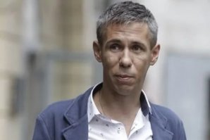 Этого придурка все равно никто не затмит