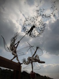 Скульптуры животных из проволоки