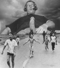 Мир не без добрых людей! Отважные волонтеры в ливневый шторм спасли собаку с новорожденными щенками