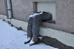 Зима. Выборг. Валенки. Не подшиты. Стареньки.