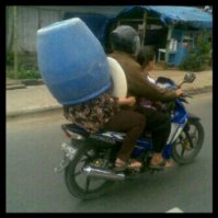 Шлемы долой! 20 доказательств того, что они только мешают мотоциклистам с велосипедистами