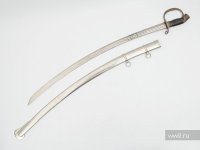 Вот тут и отпадает надобность в сабле, которой раньше рубились всадники со щитами, в шлемах, кольчугах и в зерцальных доспехах, съезжающиеся в сомкнутых рядах. На смену мечу-сабле приходит шашка, служившая ранее вспомогательным оружием.

Шта?

Аффтар, ты историю оружия вообще не курил?

Да, раньше конная сабля от пешей отличалась более длинным и утяжелённым на конце лезвием. (широкий конец называется (я)елмань)



Шашка же, суть та же пешая сабля, которая потеряла гарду и многое в технике владения, за ненадобностью из-за скоротечного конного боя.

Пехотная, восточная Европа. (характерна закрытой гардой)



Казацкая-Турецкая. Простое перекрестье характерной формы.



Вот тут и отпадает надобность в сабле, которой раньше рубились всадники со щитами, в шлемах, кольчугах и в зерцальных доспехах, съезжающиеся в сомкнутых рядах. На смену мечу-сабле приходит шашка, служившая ранее вспомогательным оружием. Шта? Аффтар, ты историю оружия вообще не курил? Да, раньше конная сабля от пешей отличалась более длинным и утяжелённым на конце лезвием. (широкий конец называется (я)елмань) Шашка же, суть та же пешая сабля, которая потеряла гарду и многое в технике владения, за ненадобностью из-за скоротечного конного боя. Пехотная, восточная Европа. (характерна закрытой гардой) Казацкая-Турецкая. Простое перекрестье характерной формы. Ещё историю казачества стоит вспомнить. Запорожцы были в то время одними из самых крутых наёмников в Европе. И были прекрасно оснащены самым передовым огнестрелом того времени, но предпочитали саблю. Почему? Да потому, что техника владения шашкой проще, и проще именно в защите. А значит проще в обучении, но оставляет меньше шансов выжить. Хороша для тех, кто создаёт армию, но плоха для воина, который с этой жизни кормится, и хочет пожить по-дольше. В общем всё упирается в экономику. Солдат с шашкой дешевле в обучении и обеспечении. Наёмник тратится на лучшую амуницию и учится, ибо хочет выжить и заработать.

Ещё историю казачества стоит вспомнить. Запорожцы были в то время одними из самых крутых наёмников в Европе. И были прекрасно оснащены самым передовым огнестрелом того времени, но предпочитали саблю. Почему? Да потому, что техника владения шашкой проще, и проще именно в защите. А значит проще в обучении, но оставляет меньше шансов выжить. Хороша для тех, кто создаёт армию, но плоха для воина, который с этой жизни кормится, и хочет пожить по-дольше.

В общем всё упирается в экономику.

Солдат с шашкой дешевле в обучении и обеспечении. Наёмник тратится на лучшую амуницию и учится, ибо хочет выжить и заработать.