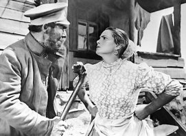 Элина Быстрицкая

"... работала во фронтовом передвижном эвакогоспитале в Сталино (ныне Донецк) санитаркой.

В 1945 году поступила в Нежинскую акушерско-фельдшерскую школу (ныне Нежинский медицинский колледж), которую закончила в 1947 году. В конце 1940-х начала заниматься в художественной самодеятельности".