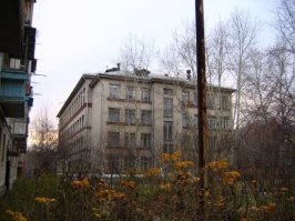 Сколько же школ по СССР построили по 
тому проекту? У нас в городе их две.