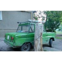 В связи с этим вспомнился анекдот: 
Мужик паркует во дворе старый "Запор". Припарковал, вышел, огляделся по сторонам, обошел автор вокруг, запер двери, повесил на каждую замок навесной, снова обошел, пикнул сигнализациеей и направился к дому. Сосед его спрашивает:
- К чему такая охрана, сигнализация и прочее? Боишься что угонят? 
- Да не боюсь, это чтоб не насрали туда...