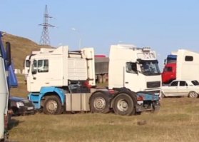 ТяниТолкай. Он существует!