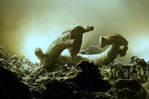 Ну да, корабль чужих ржавеет.