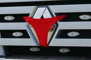 Служебный автомобиль компании Яндекс