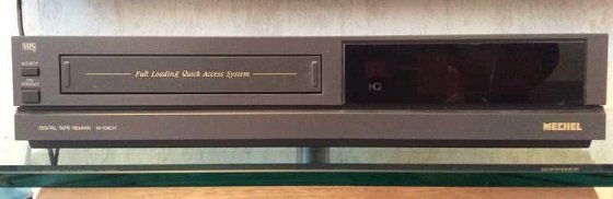 в 90-х в Челябинске на металлургическом! комбинате была линия по сборке видеодвоек и называлось это чудо "Тошиба-Мечел"