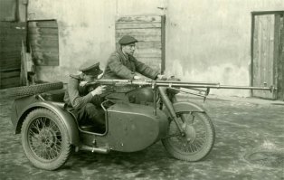 М-72 с ПТР Симонова