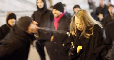 Гуттен таг фройляйн!
меня зовут Хусейн ибн махмуд