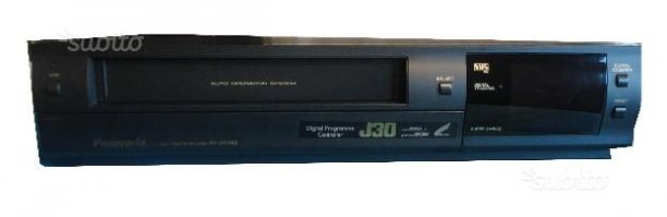 Был привезен из-за бугра где-то в 90-91 г.г. за 2 000 руб., сейчас в рабочем состоянии, хотя поначалу несколько лет практически не выключался.