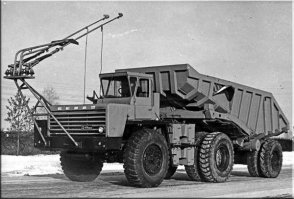 В прошлом веке в Союзе выпускали вот таких электромонстров и аккумуляторы никакие им не нужны были