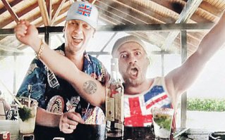 Британские туристы удивились, что их «все включено» распространяется не на весь остров