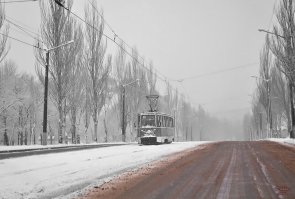 Подумаешь озеро, вна соседней Украине вон целый город красный есть - Кривой Рог