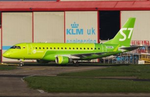 В 2017-м. 29 апреля, лайнер Embraer 170-LR авиакомпании S7 выполнил первый рейс из аэропорта Толмачево по маршруту Новосибирск-Тюмень.
Фото после покраски в ливрею S7 в Норвиче, Англия: