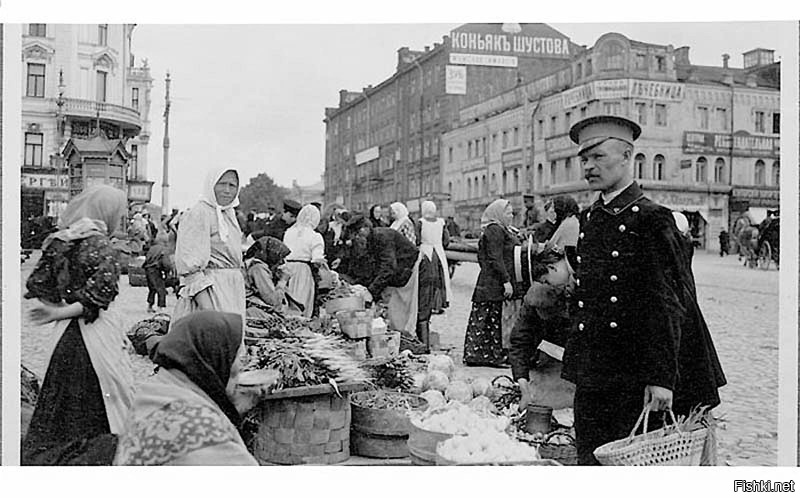 на первом фото - Коньяк Шустова.....в дальнейшем знаменитый армянский коньяк......