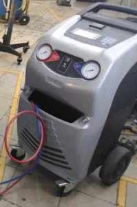 За нами постоянно следят