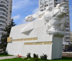 Категорически плюсую! И фото памятников