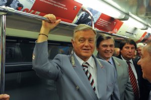 Когда звезды ездили в метро