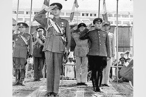Миха й I -  Самый молодой и единственный ныне живущий кавалер высшего советского военного ордена  Победа .
Имя Михая I, в числе других, высечено на Мемориальной доске в честь кавалеров ордена  Победа , установленной в Большом Кремлёвском дворце.