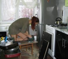 Главное стул напополам не распилить:)