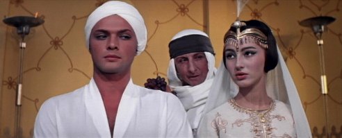 Не ругайтесью Я подарю вам прялку!