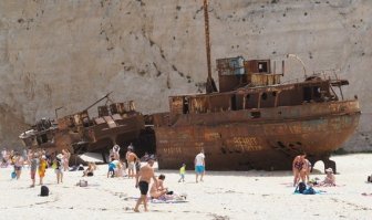 Фото со стороны пляжа.