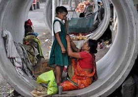 Зато у нее как раз с ремонтом нет проблем...