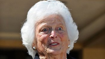 Неа, жена Буша Старшего.